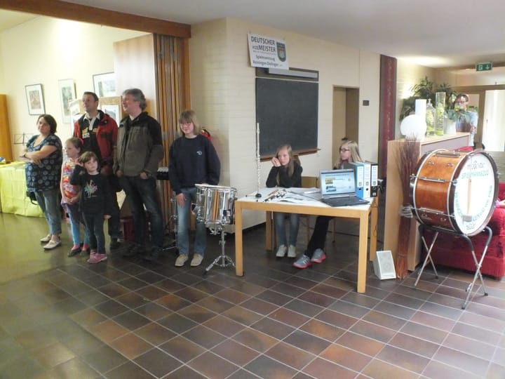 Foto aus Dorfplatz erwacht · 2014